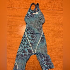 ARENA GIRLS LIMITED EDITION POWERSKIN ST NEXT